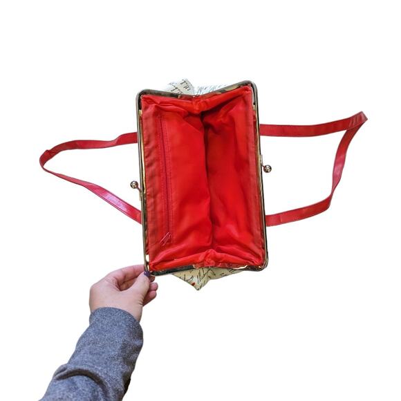 Y2K Billabong Logo Red Mini Purse Bag White Tomato Girl 2000s Retro Clasp Heart - Picture 4 of 8